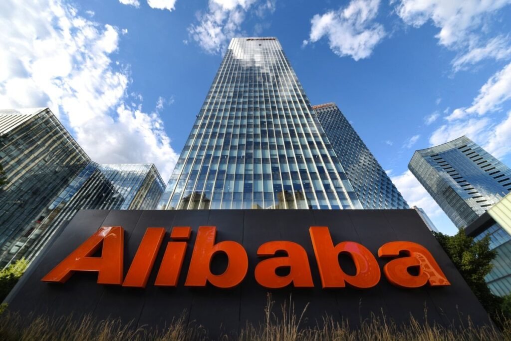 Alibaba Shares Plunge After Share Sale