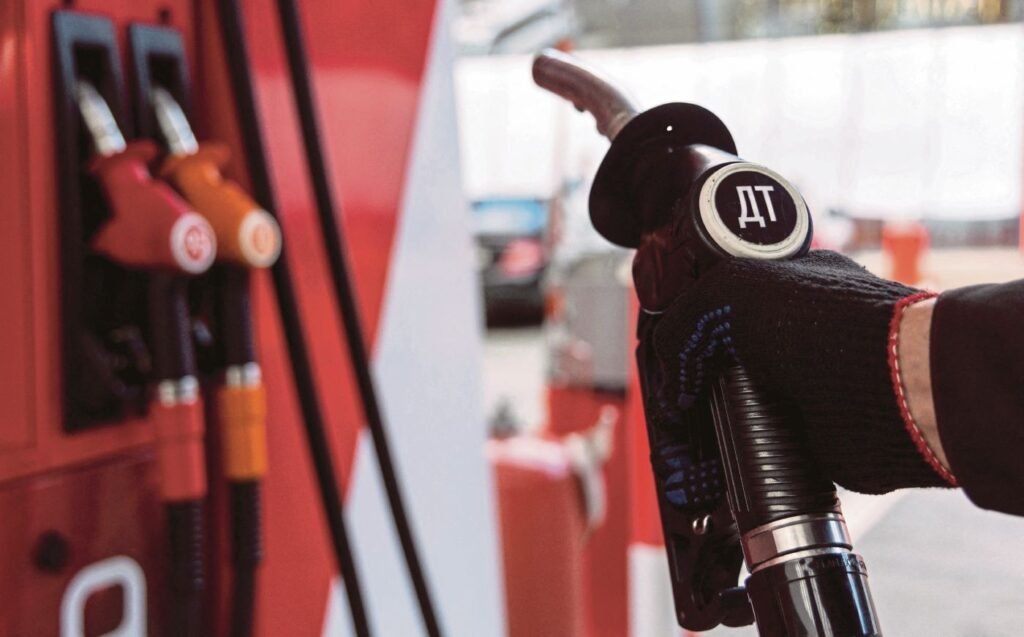 Diesel Crunch Keeps Fuel Costs High