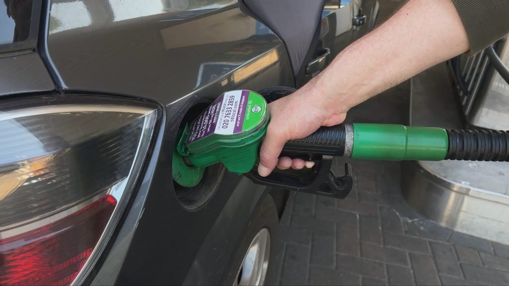 High Fuel Prices Add to Pressure on US Households High Fuel Prices Add to Pressure on US Households