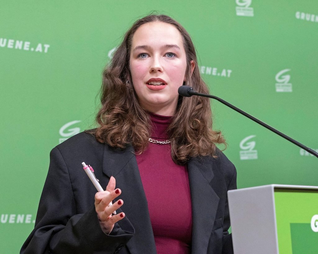 Austrian MEP Demands Action Against Nude Deepfakes